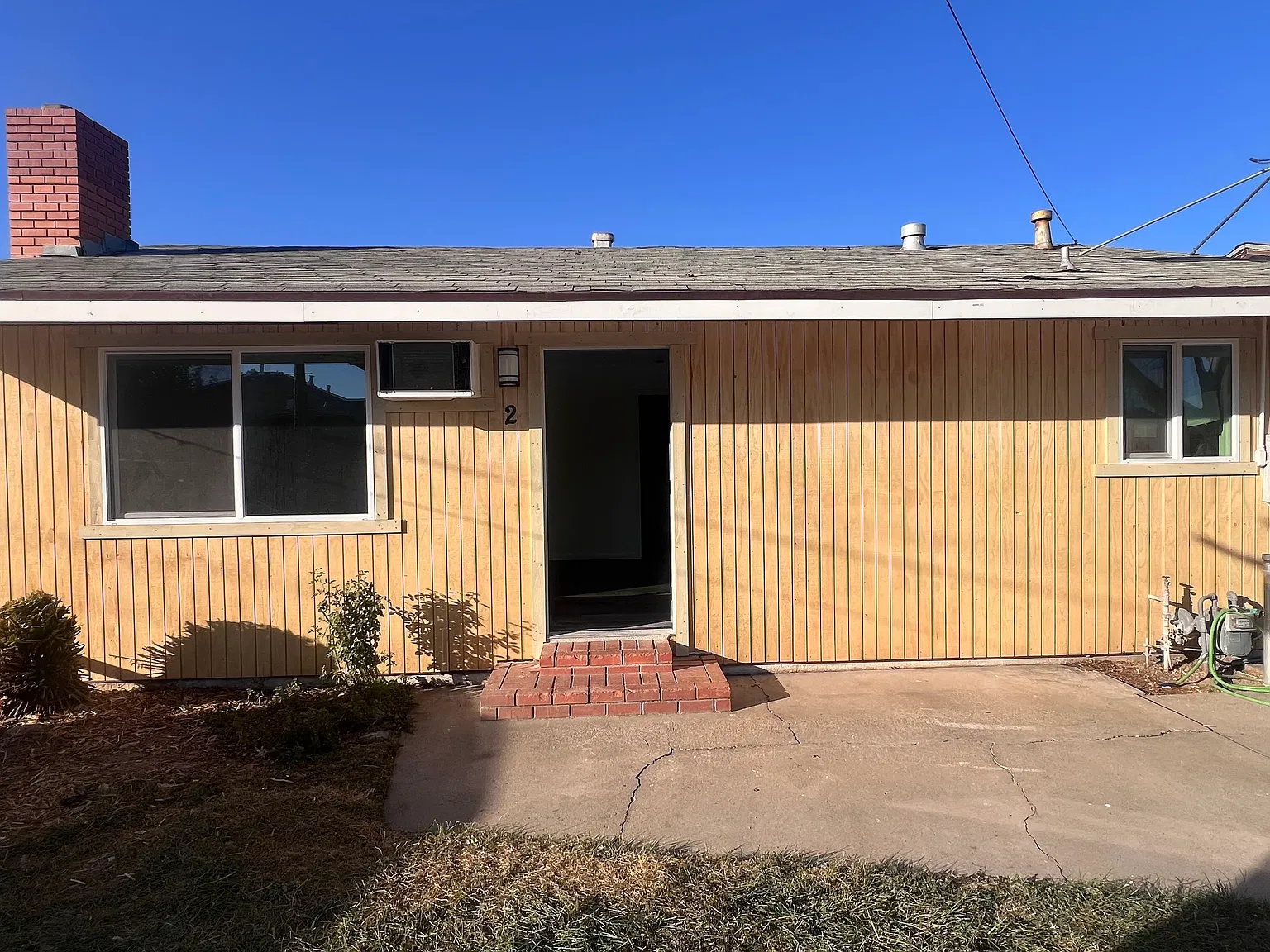 2 bed, 726 sqft, $1,775 — Photo 1