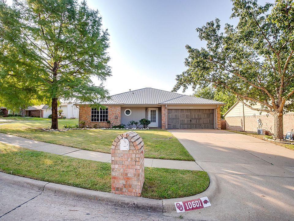 1st image of 10601 Cobblestone Dr