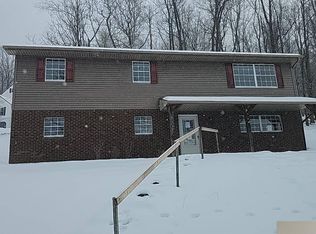 920 Meadow Hts, Paden City, WV 26159