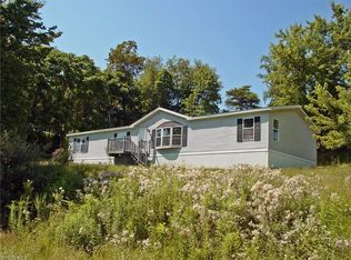 224 Swearingen Rd, Weirton, WV 26062