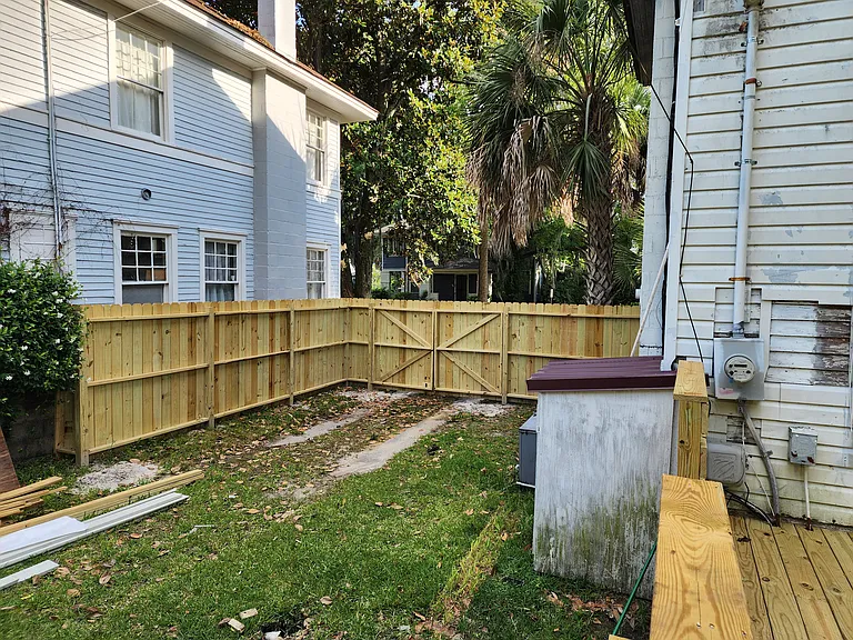 826 Maupas Ave — Photo 27