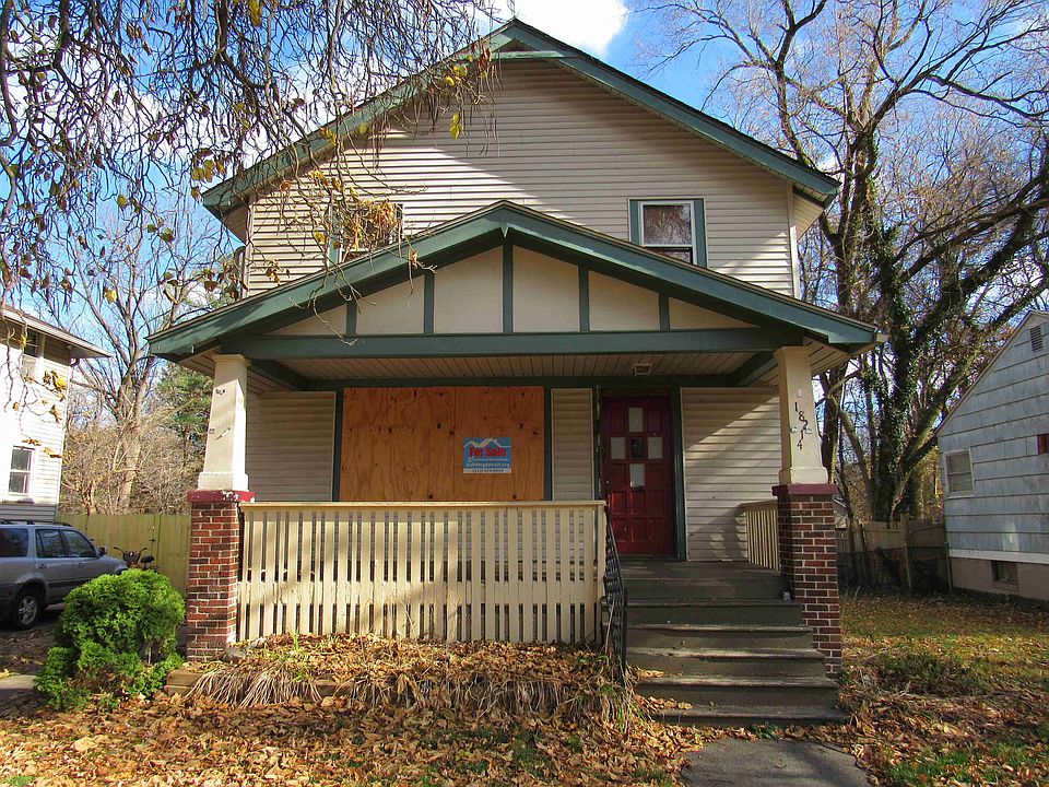 18214 Greydale