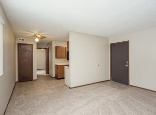 2338 East St, Lincoln, NE 68510
