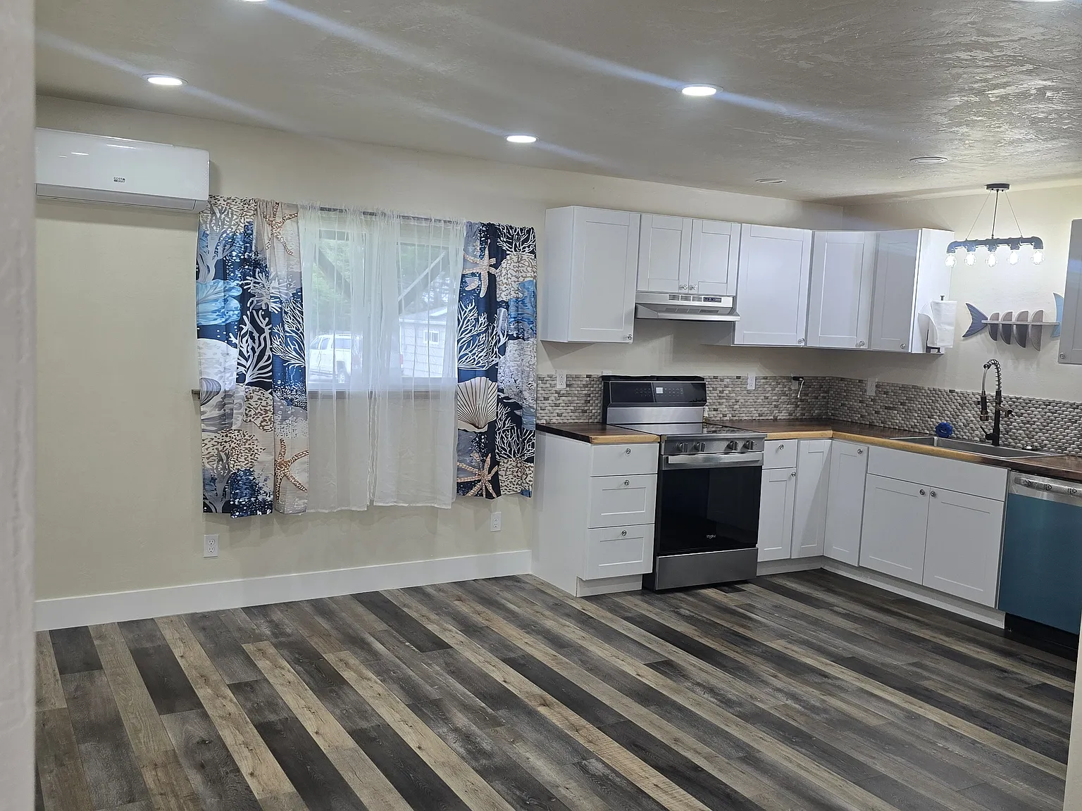 2 bed, $1,800 — Photo 4