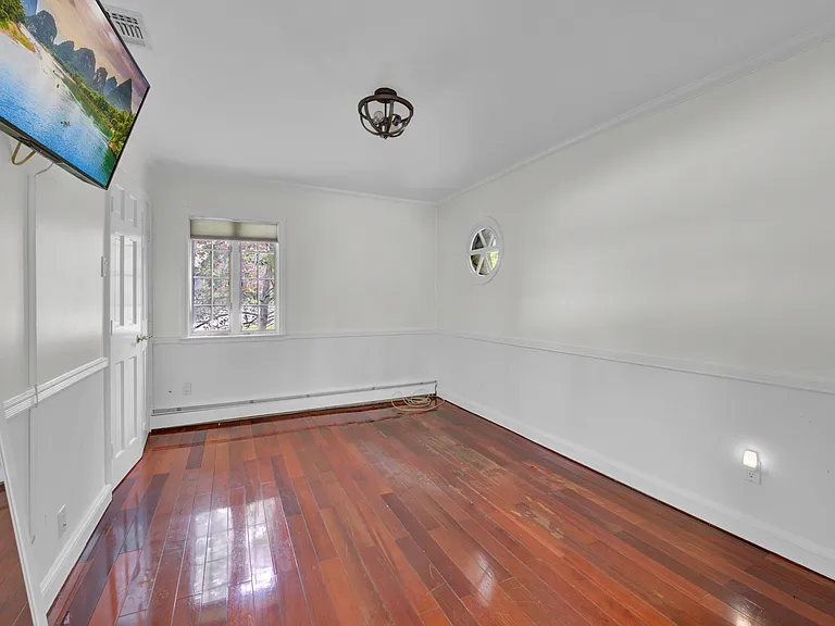 1719 Cedar Swamp Rd — Photo 14