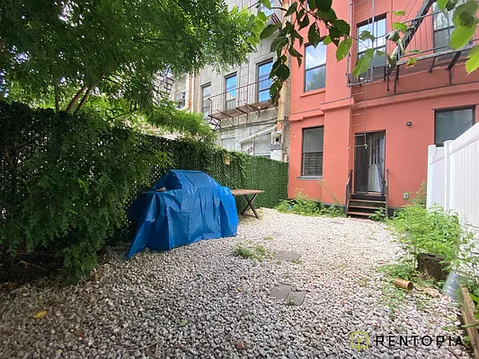 Rented by Rentopia | media 31