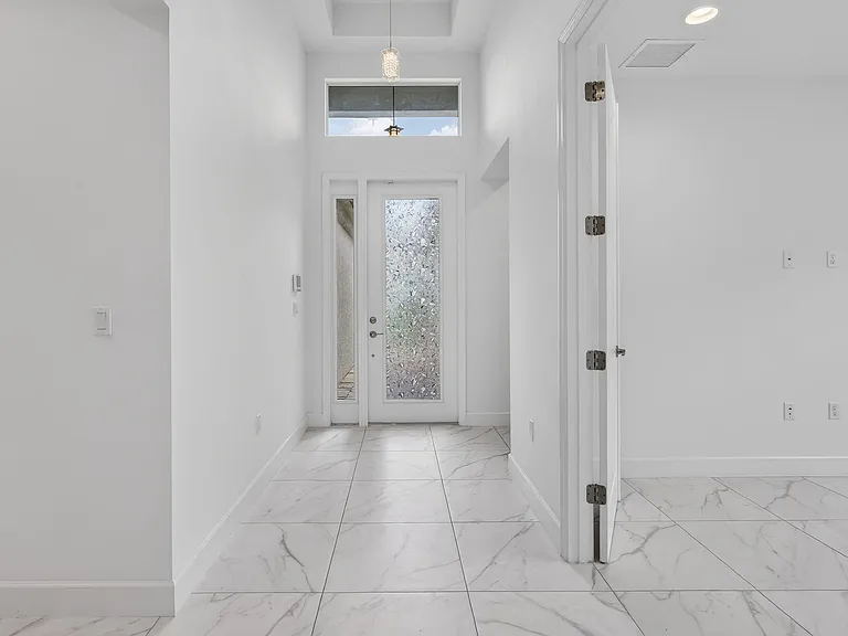 11765 SW Poseidon Way — Photo 6