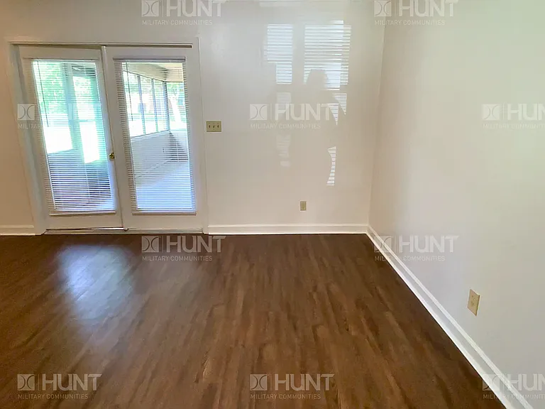 1450A Grissom Ct — Photo 4