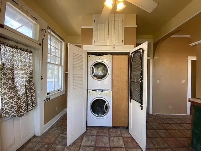 4635 Lafaye St — Photo 7