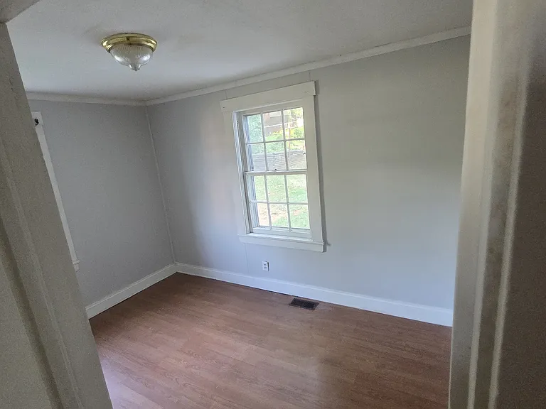 106 View St — Photo 4