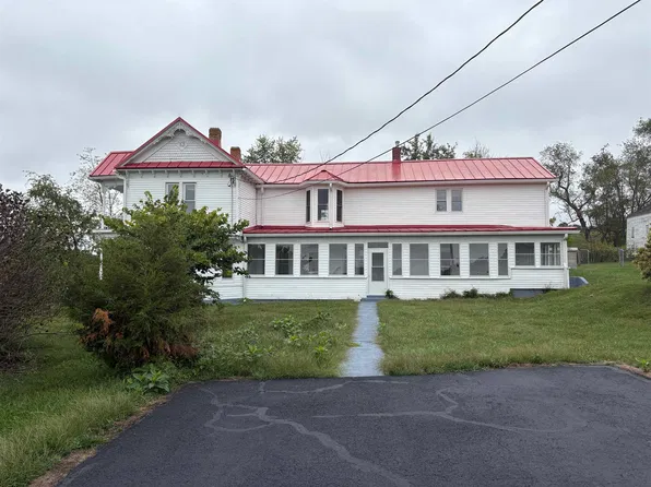 2466 Meadow Creek Rd, Christiansburg, VA 24073
