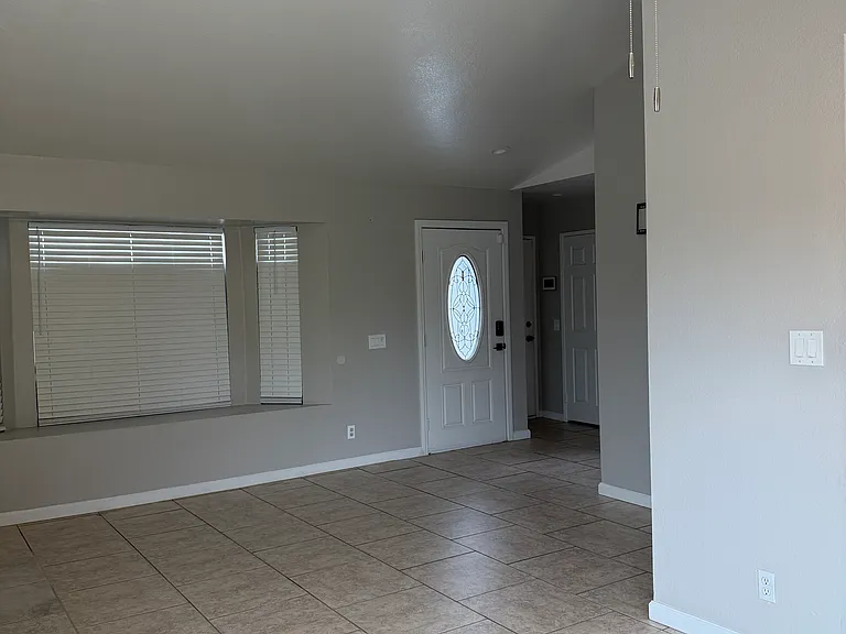 24746 Morningstar Dr — Photo 15