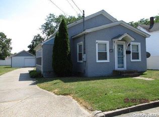 34 Northridge St, Patchogue, NY 11772