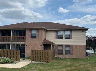 19257 Surrey Ln, Northville, MI 48167