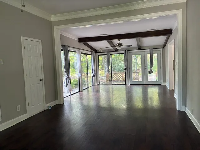 3 bed, 2240 sqft, $2,350 — Photo 4