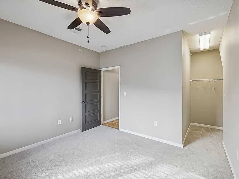 North Pointe Villas — Photo 266