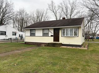 3035 Bayer Cir NW, Massillon, OH 44646