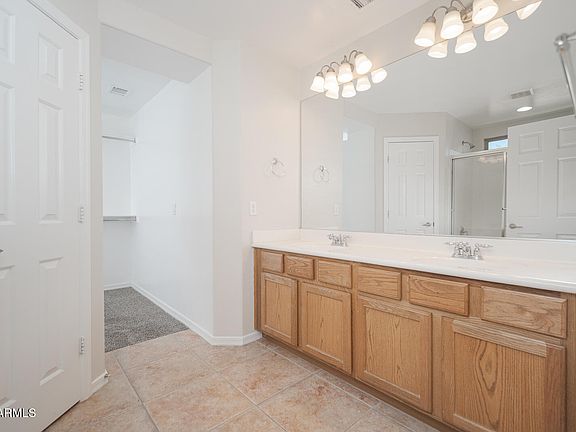 5th image of 18510 W EVA Street