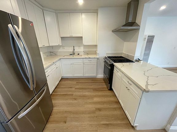 5th image of 607 6th Ave #607