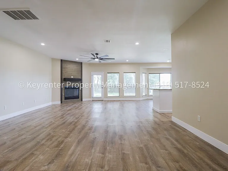 806 W 118th St S — Photo 19