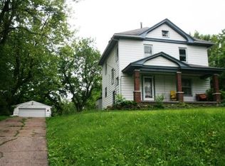 6409 Cernech Rd, Kansas City, KS 66104