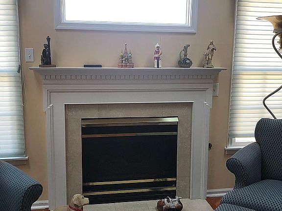 Electric fireplace