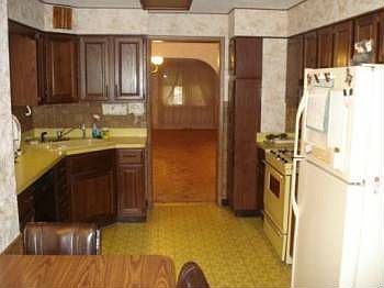2nd image of 1519 N 37th Ave