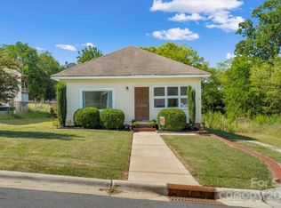 66 Willow St, Badin, NC 28009