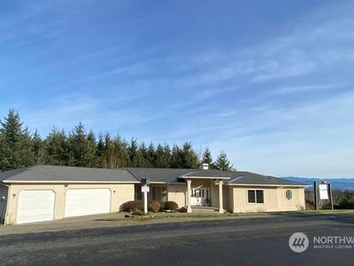 127 Glacier Peak Drive, Camano Island, WA, 98282