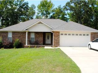 109 Maplewood Dr, Clanton, AL 35045
