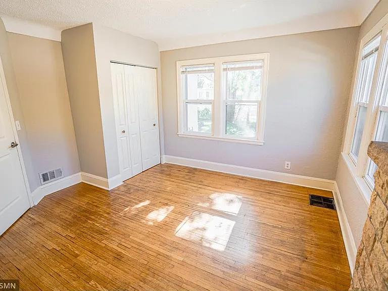 2940 Vincent Ave N #1 — Photo 13