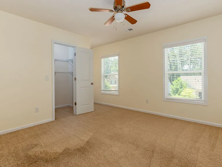 330 Gracemount Ln — Photo 15