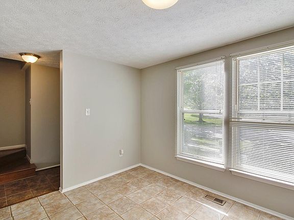 main level kitchen