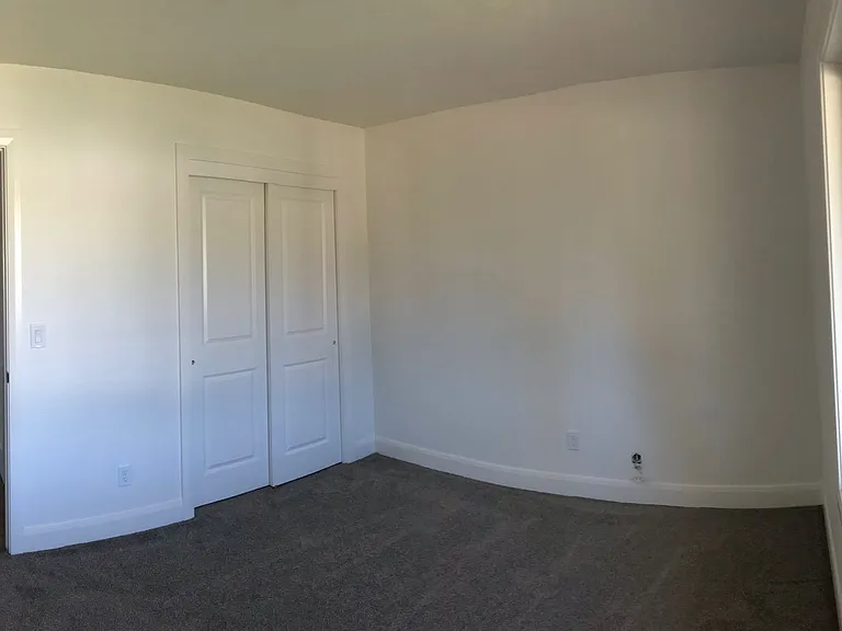 1035 Red Bud Cir — Photo 14