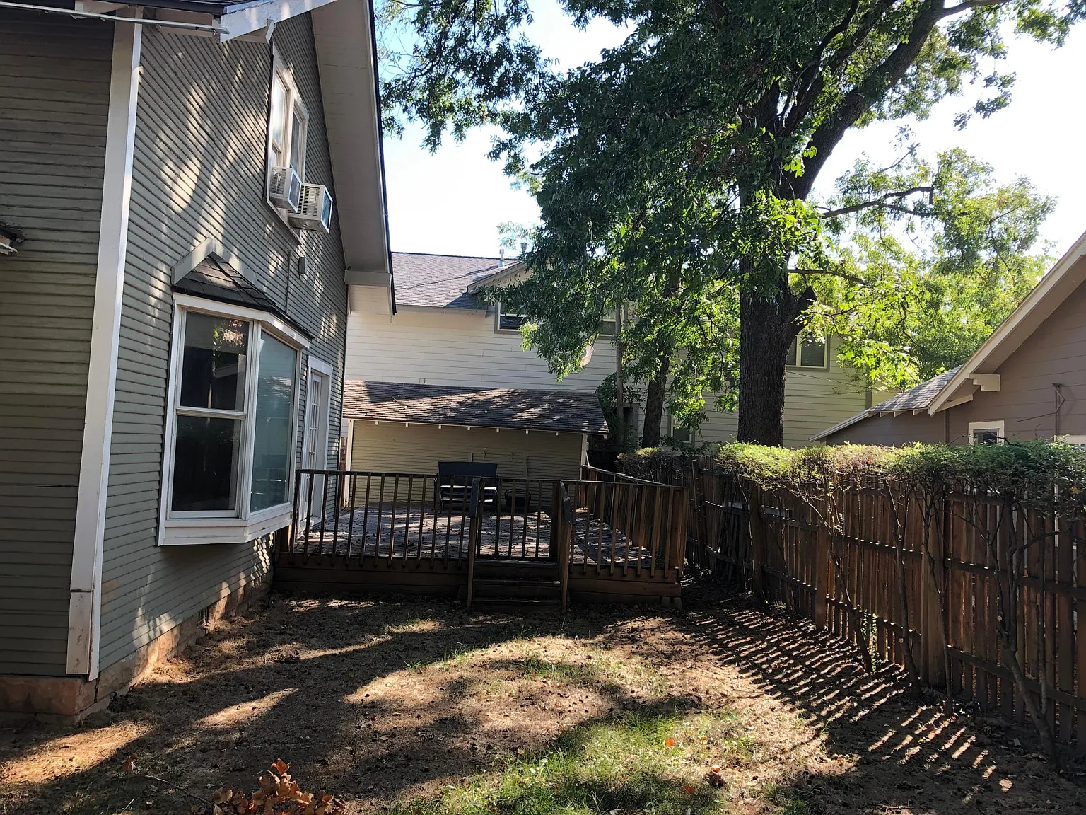 903 Monnett Ave — Photo 4