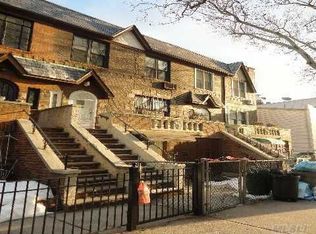 3151 45th St, Astoria, NY 11103