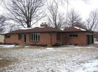 5985 Madison Ave, Burlington, IA 52601
