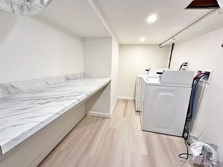 420 Sumner St #1 — Photo 17