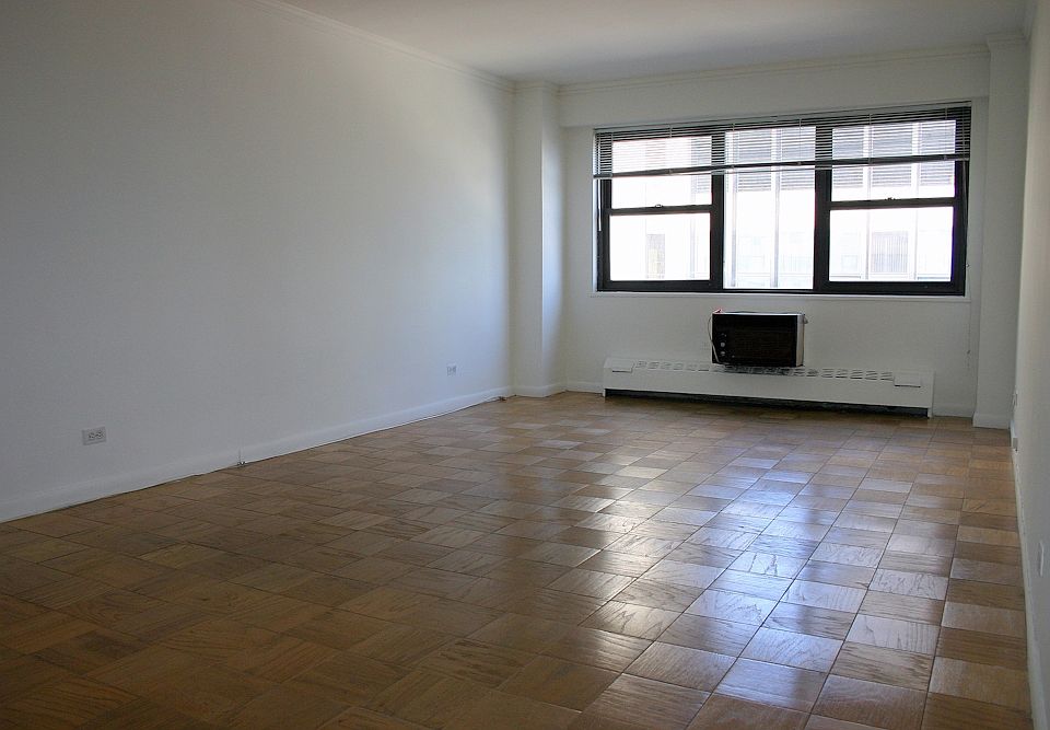 1st image of 330 E 46th St APT 8L