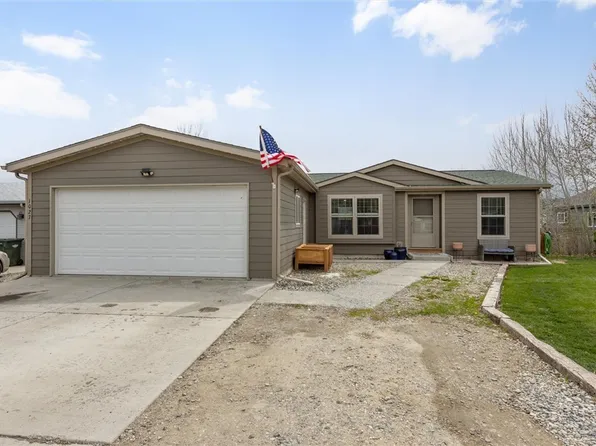 1027 Falls Creek Dr, Columbus, MT 59019