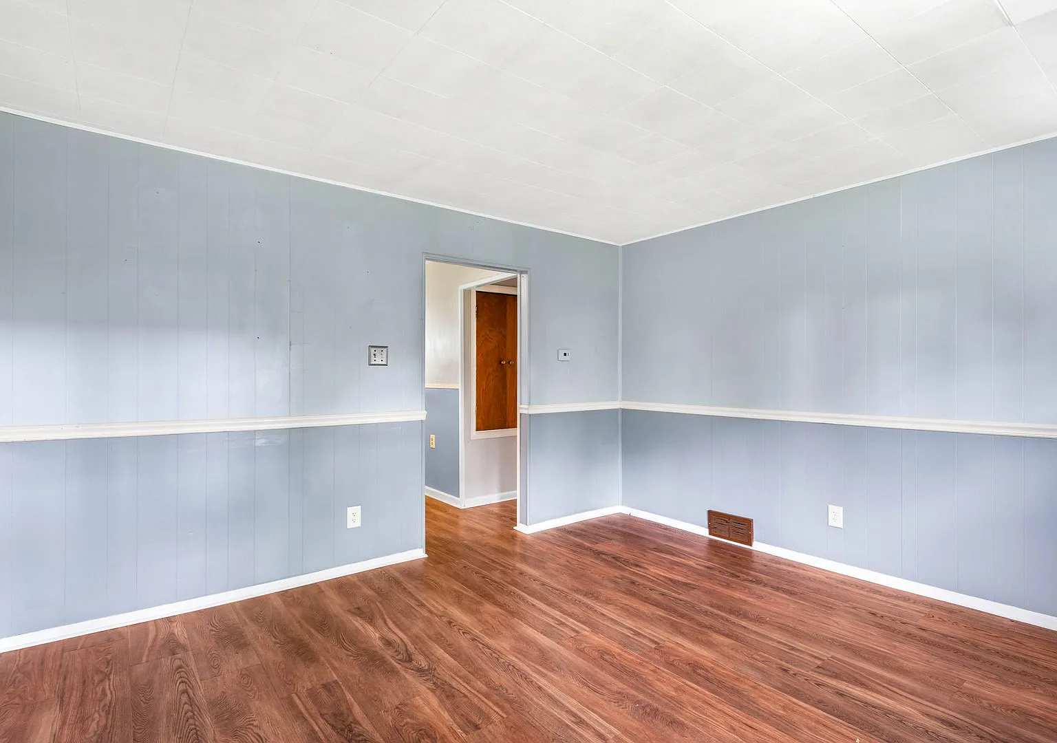 Beautiful 2 bedroom home in Scott Township available October 1! — Photo 3