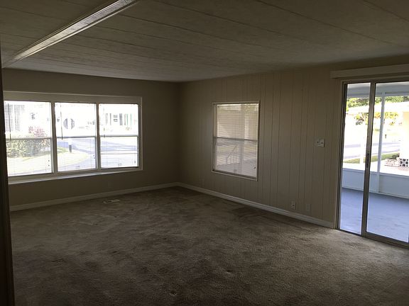 4th image of 175 Custers Ct