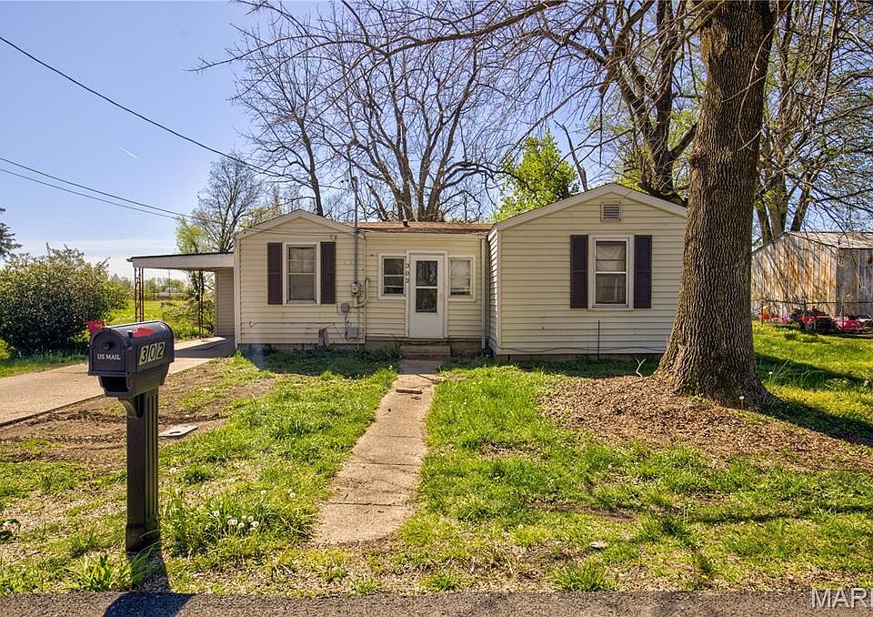 1st image of 302 Marshall St