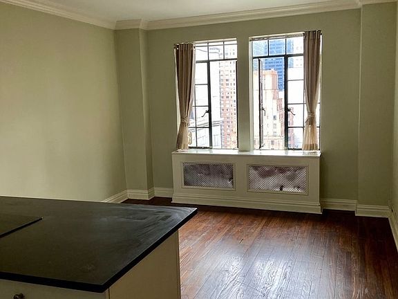 2nd image of 25 Tudor City Pl APT 2108
