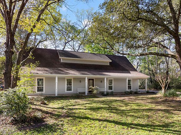 5th image of 1 Cape Chestnut Dr