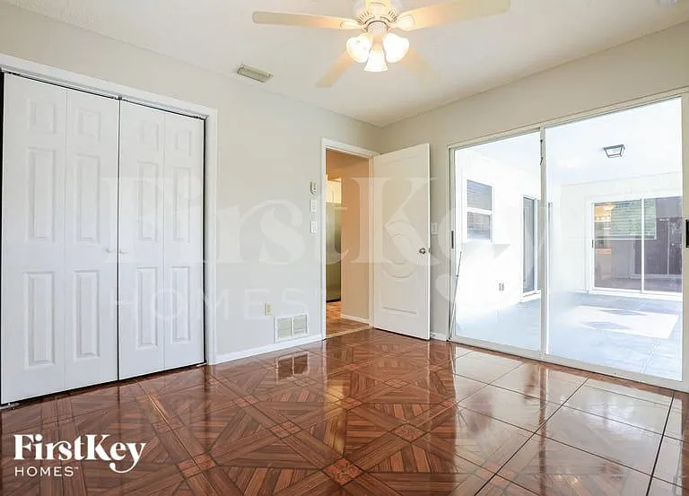 6099 David Blvd — Photo 11