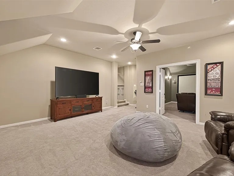3835 Dortmund Dr — Photo 31