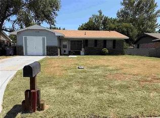 128 NE English St, Lawton, OK 73507