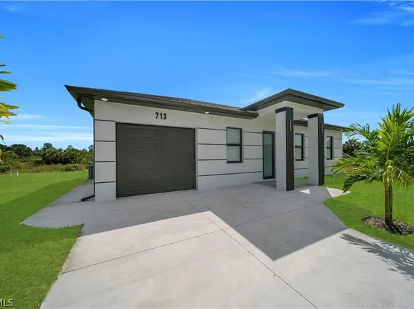 711 Roma Ave S, Lehigh Acres, FL 33974