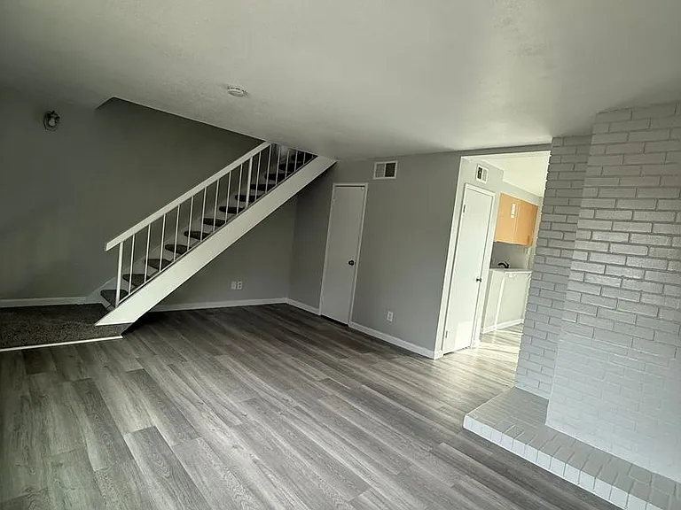 2731-2751 Don Juan Dr — Photo 24